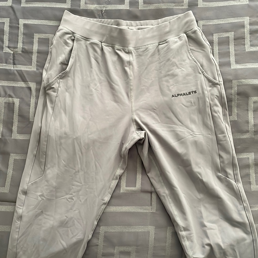 Alphalete premium joggers